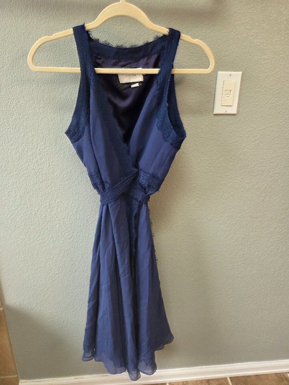 Va Et Vien Silk Wrap Dress - Navy - Size 4
